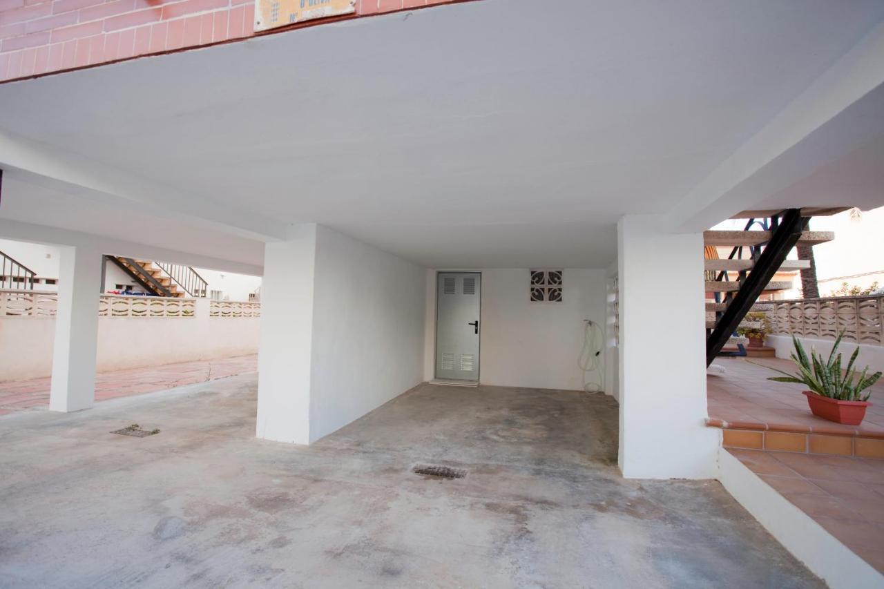 Acogedor Apartamento Junto Al Mar オリーバ エクステリア 写真